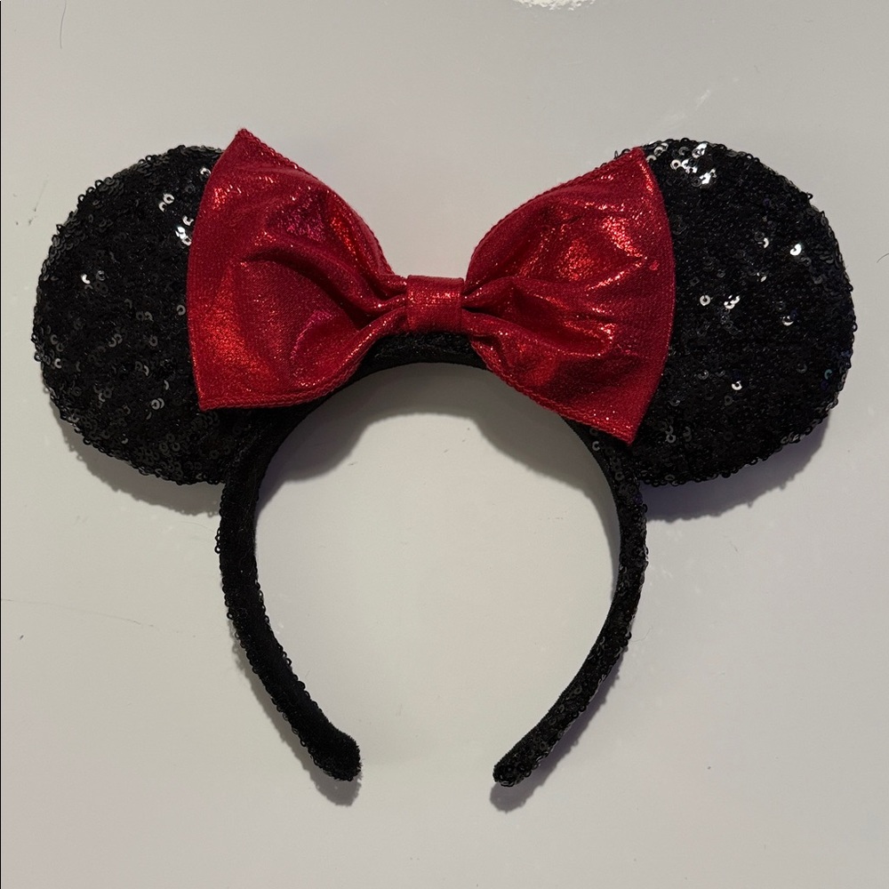 Disney Parks Minnie Mouse Classic Red Bow Black Ears Sequin Headband